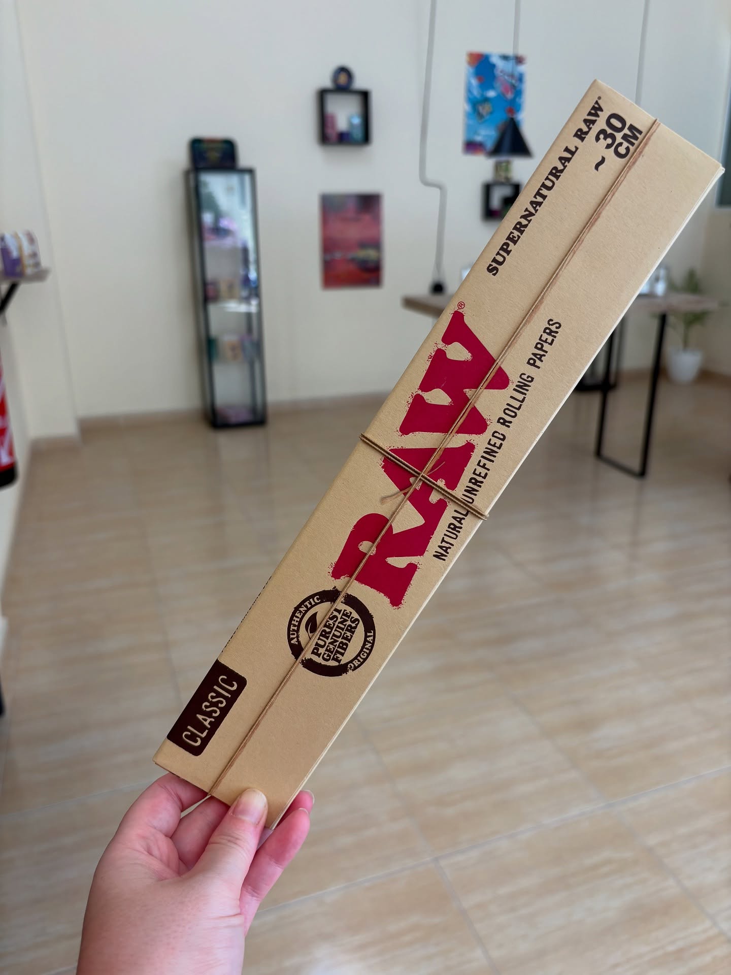 PAPEL RAW EXTRA LARGO 30 cm. 

Más largo que tus reglas del colegio 😂
Y a disfrutar del finde.

En tu tienda de Novelda y en la web con envíos gratis a partir de 39€ y a toda la Península con regalo a elegir. 

#raw #paper #grow #liligrow #Novelda #Alicante #Monovar #Monforte #LaRomana #Aspe